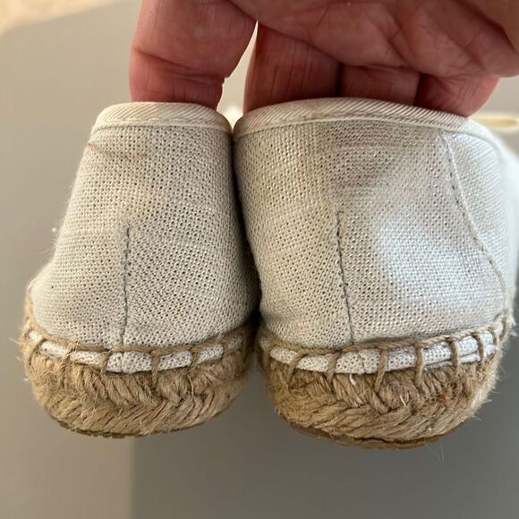 Vera  Wang Espadrilles - Picture 5 of 7